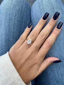 1.5ct ทองคำ14K สำหรับผู้หญิงแหวนหมั้นเพชรรูปวงรีตัดรูปไข่เครื่องประดับสำหรับงานแต่งงานแบบโรแมนติกงานปาร์ตี้ชุบโรเดียมสีดำ - Product Image 3