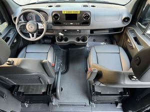 2023 SPRINTER 2500 144 Furgoneta de Pasajeros RWD con Luces DRL Automáticas Lista para Enviar - Product Image 3