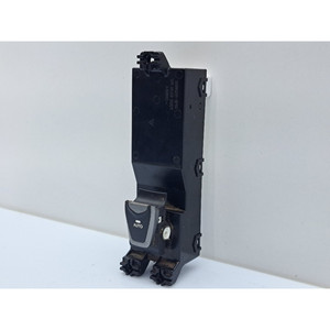 BOUTON ARRIÈRE GAUCHE HYUNDAI Santa Fe 4ème Série 935802W500 D4HB (12>18) - Product Image 3