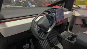 Véhicule hybride électrique d'occasion 2023 de haute qualité, transmission automatique à 6 vitesses, sièges en cuir foncé, prêt à être expédié - Product Image 6