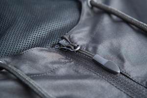 2025 New Style Hot Selling Custom <b>Windbreaker</b> Jacket <b>for</b> Men Winter Outdoor Jackets Waterproof <b>Beach</b> Hiking Rain Jacket - Product Image 4