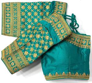 Blusa De Diseñador Con Secuencia De Brillo, Trabajo De Jari Y Dori - Product Image 3