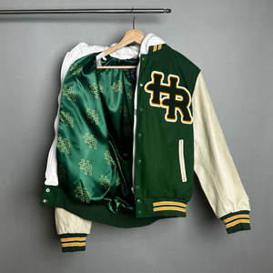 Veste de baseball varsity personnalisée pour homme, manches en cuir, logo brodé, vêtements de rue chauds pour l'hiver. - Product Image 3