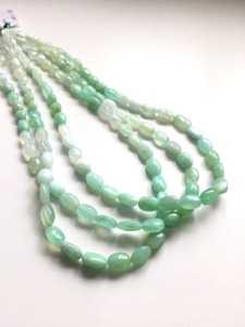 Perles de pierres précieuses en opale bleue naturelle lisses et ombrées pour la fabrication de bijoux fins - Product Image 5