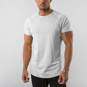 Camiseta deportiva de compresión transpirable con logotipo personalizado al por mayor de fábrica para hombre, camisetas deportivas de manga corta con estampado largo - Product Image 4