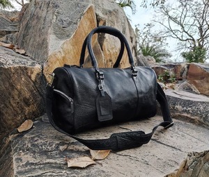 Sac de sport en cuir véritable unisexe fait à la main Grand sac de voyage vintage Weekender Gym Vacation Logo personnalisé Sac de voyage Bonbons - Product Image 1