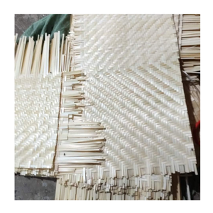 Rollo de correas de bambú decorativas naturales para muebles Correas de bambú al por mayor de Vietnam - Product Image 1