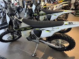 Nueva Motocicleta Enduro 2025 de 501W y 4 Tiempos, Motocicleta Todoterreno con Suspensión WP EFI para Carreras de Trail - Product Image 1