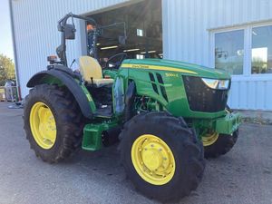 Tractor Cargador John Deere 5050E Muy Resistente y en Excelente Estado, Verde Amarillo, Maquinaria Agrícola Lista para Enviar - Product Image 1