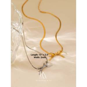 Collana Girocollo con Fiocco da 2mm in Oro 18K e Antitarnish, Gioiello Elegante e Raffinato, Regalo per Lei o per la Mamma - Product Image 3