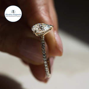 Anillo de boda de solitario de diamante cultivado en laboratorio de corte de pera de 1,5 quilates, oro blanco clásico de 14 quilates, regalo de compromiso certificado IGI para fiestas - Product Image 1