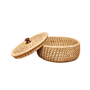 Cesta decorativa de hierba Sabai para almacenamiento rústico y decoración sostenible para el hogar con tejido artesanal duradero respetuoso con el medio ambiente - Product Image 4