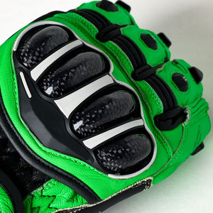 Guantes de moto de estilo de carreras para hombres con protector de nudillos duro Agarre cómodo Costura fuerte y correa de muñeca segura - Product Image 5