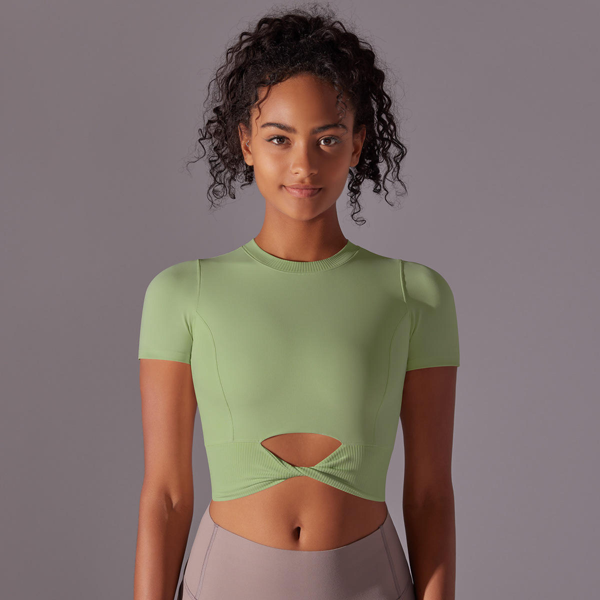 สีเขียว