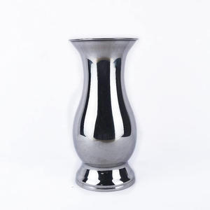 Nouveauté Vases à fleurs de taille moyenne de couleur chrome de la meilleure conception Vases à fleurs décoratifs de qualité supérieure en gros en provenance d'Inde - Product Image 1