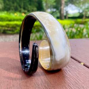 Handcrafted Buffalo Horn Bangle Natural Tribal Jewelry Kitchenware Hotel ware Wedding <b>Parties</b> - Product Image 6