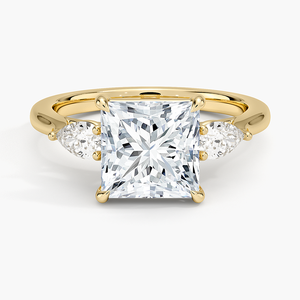 Anillo de compromiso con diamante de corte princesa cultivado en laboratorio, con diamantes laterales en forma de pera, tres piedras, oro amarillo, rosa y blanco de 14K/18K, artesanía fina. - Product Image 1