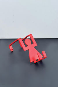 מתלה יחיד רב תכליתי לגברים/נשים, דביק, מתקפל, לתלייה מאחורי דלת ארון עם ווים ניתנים להסרה. - Product Image 5