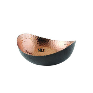 Dessus de table Finition argentée Forme personnalisable écologique Bol de service à fruits classique en laiton Conception de récipient profond pour la maison - Product Image 4