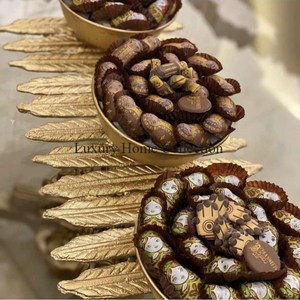 Fancy Leaf Shape Tray and Bowl Gold Color Aluminium Casted Attractive Kitchenware Tabletop Designer Bowls and <b>Platters</b> Supplies - Product Image 1