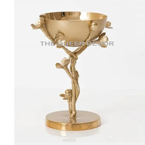 Brûleur de Bakhoor de très bonne conception en laiton poli à l'or Brûleur d'encens de taille et de forme personnalisées à vendre - Product Image 1