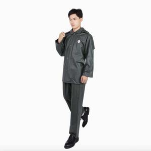 Traje de lluvia impermeable ligero de alta calidad con Capucha ajustable y tela transpirable Ideal para senderismo y trabajo al aire libre - Product Image 6