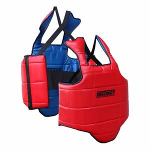 Nouveau Offre Spéciale Karaté Mma Boxe Corps Protecteur Deluxe Réversible Formation Poitrine Garde Hi Tec Skintex Cuir Rembourré Unisexe - Product Image 1