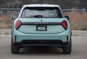 MINI Cooper C de 5 Puertas USADO, Año 2025 - Product Image 4