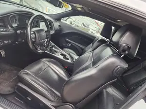 Dodge Challenger SXT 2017 - Product Image 2