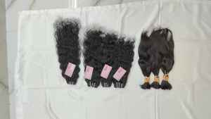 Paquetes de cabello Remy recto rizado indio crudo sin procesar, cutícula alineada, estilo de onda profunda suelta humana Natural DE LA India - Product Image 6