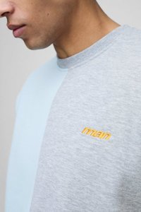 Sudadera de cuello redondo con soporte para hombre y mujer de alta calidad Opción de logotipo personalizado Material saludable de color sólido-para otoño - Product Image 3