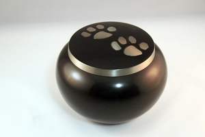 High Selling <b>Urn</b> Latest Design Metal Aluminium Metal <b>Pet</b> <b>Urns</b> Base For Dog Cats <b>Ashes</b> In Elegant Finished With Export Quality - Product Image 5