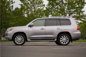 LISTO PARA CONDUCIR - USADO, VOLANTE A LA IZQUIERDA |   CONDUCCIÓN DERECHA |   LEXUS LX570 2008 - Product Image 3