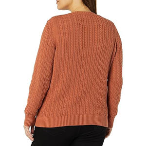 Suéter de cuello alto suave para mujer OEM ODM perfectamente para el patrón de invierno - Product Image 4