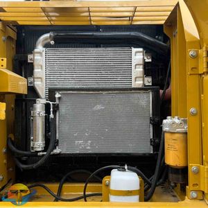 Excavadora CAT325DL Usada en Casi Nuevas Condiciones, Máquina Caterpillar de Segunda Mano en Venta - Product Image 1