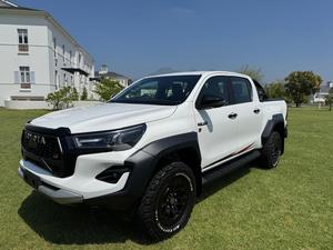 2023สำหรับ Toyota HILUX Legend DC 4W 2.8 GD6เกียร์ดีเซลธรรมดาแบบใช้เปิดประทุนพวงมาลัยขวาพร้อมเบาะหนัง - Product Image 6