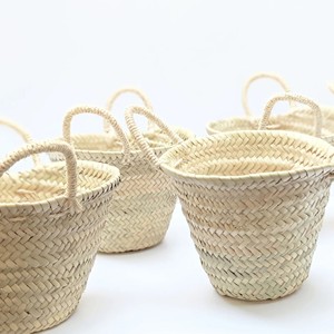 Panier de rangement en jonc de mer tressé brun naturel de qualité supérieure avec poignée utilisé pour la buanderie salon maison organisateur - Product Image 2