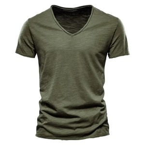 Camiseta de algodón 100% de alta calidad para hombre, venta al por mayor, tela de punto transpirable de manga corta clásica recortada de talla grande - Product Image 1