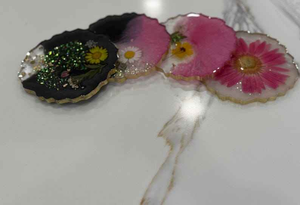 แผ่นรองแก้วเรซิ่นดีไซน์เฉพาะ รูปทรงกลม คุณภาพดีที่สุด สำหรับห้องครัวและโต๊ะอาหาร ราคาไม่แพง - Product Image 4