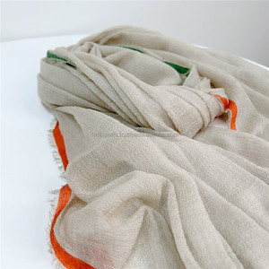 Bufanda de flecos con letras de Cachemira de doble cara para mujer, chal cálido de invierno para combinar con color sólido - Product Image 6