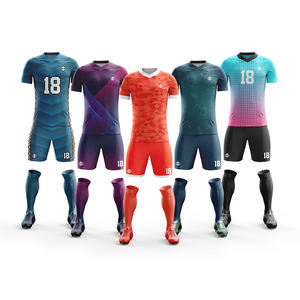 Camiseta de fútbol para torneo deportivo con diseño de sublimación personalizado e impresión de logotipo - Product Image 4