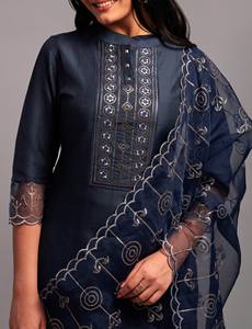 Exportation directe du fournisseur indien Maruti Fashion : Kurtis pour femmes en tissu Chinon de qualité supérieure, imprimé numérique, pour l'Inde et le Pakistan. - Product Image 5