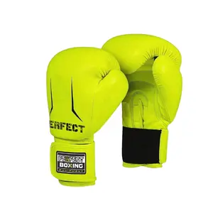 Guantoni da pugilato in pelle di migliore qualità Kick Boxing punzonatura sport per guantoni da boxe con il tuo Logo