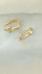 Leaf-Shaped Luxury Hoop <b>Earrings</b> for Women IGI Certified VVS VS E F Lab Grown Diamonds 10k 14k 18k Yellow <b>Gold</b> Plated - Product Image 5