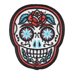Parches Bordados Personalizados al por Mayor con Diseño de Calavera y Rosa en 3D, Tela de Sarga para Coser a Máquina, para Gorras y Ropa - Product Image 1