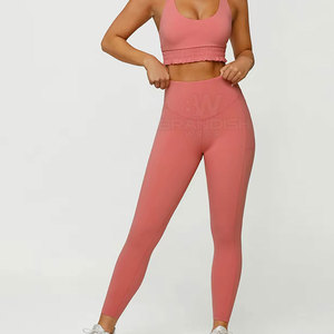 Conjunto de Yoga Deportivo para Mujer, Material Ligero y Duradero, Venta al por Mayor, Conjunto de Yoga sin Costuras con Efecto Push-Up para Venta en Línea - Product Image 1