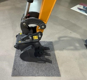 NUEVA/USADA Miniexcavadora de cadenas Case CX 15EV de 5 toneladas para construcción, venta al por mayor - Product Image 3