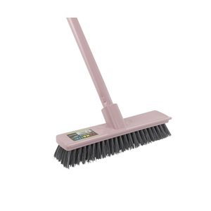 Balai à poils durs pour extérieur et patio, robuste, facile à utiliser, pour nettoyer les tapis et les sols, brosse de balayage en matériau PP - Product Image 2