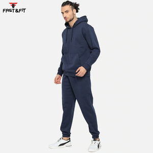 Chándal de entrenamiento para hombre de color de contraste de alta calidad personalizado 100% algodón nuevo diseño en diferentes estilos hecho en Pakistán - Product Image 3