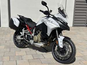Ducati Multistrada V4S 2023 usada disponible para la venta - Product Image 3